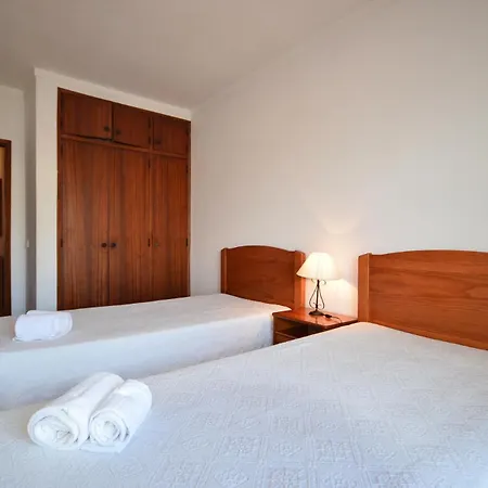 Apartment Paula Bela By Garvetur Quarteira